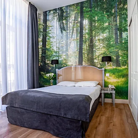 Bleu De Hotell 2*
