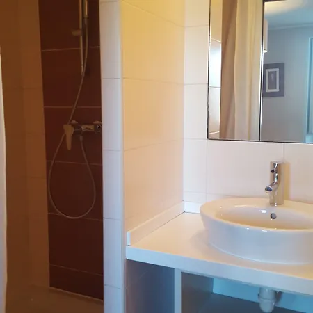 Hotel Bleu De 2*