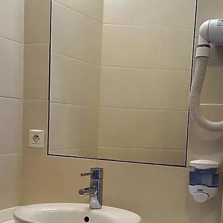 Bleu De Hotel